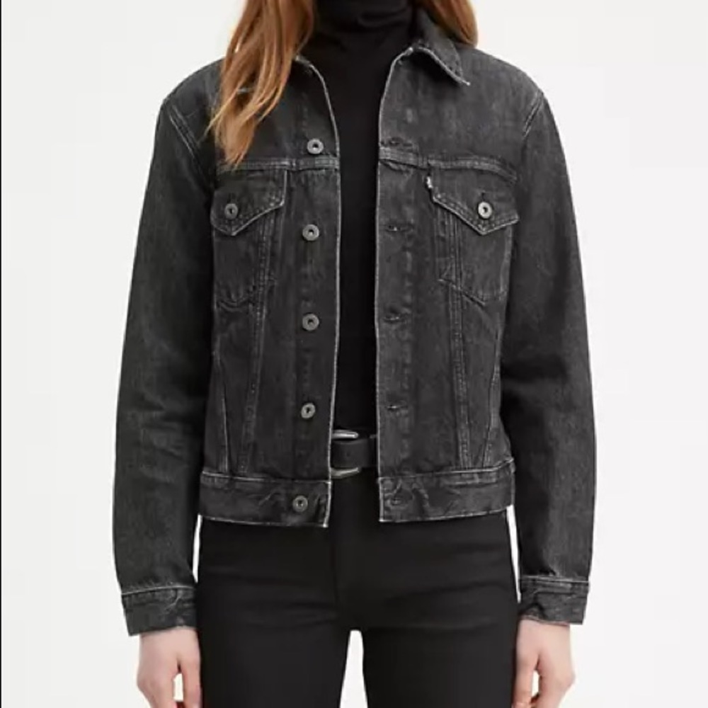 Levi’s Boyfriend Trucker Jacket